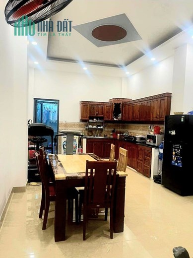 Nhỉnh 7 tỷ, có nhà hẻm thông 7m, Lê Thúc Hoạch, Phú Thọ Hòa, Tân Phú, 81m2, 2 tầng.