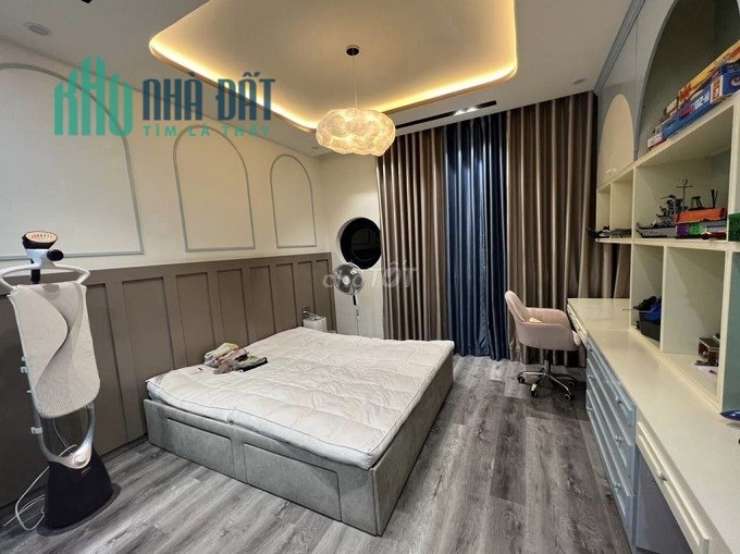 Nhỉnh 7 tỷ, có nhà hẻm thông 7m, Lê Thúc Hoạch, Phú Thọ Hòa, Tân Phú, 81m2, 2 tầng.