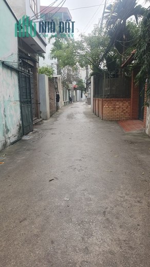 BÁN ĐẤT  NGUYỄN VĂN CỪ, DT 75M,CHỈ  6.4 TỶ KINH DOANH, Ô TÔ 7 CHỖ VÀO ĐẤT.GẦN PHỐ, GIÁ ĐẦU TƯ.