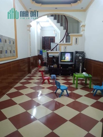 Bán Gấp nhà Phố Xã Đàn 45m 4Tg MT 3,8m Chỉ 6,15 tỷ.