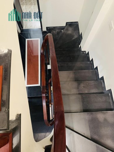 Bán nhà kim giang 37m2 giá 3,25 tỷ ở luôn,ngõ rộng,nông,sđcc