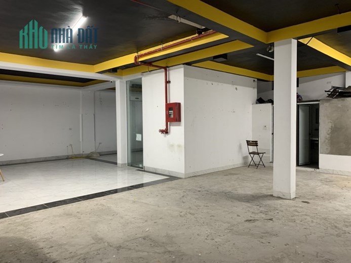 Bán Apartment Đình Thôn 100m, 10T, 30 căn hộ, lô góc, Gara ô tô, DT 2,5 tỷ/năm, giá 28 tỷ