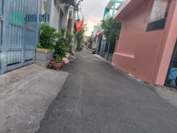 Hàng ngộp Bán Gấp Nhà 2 Tầng 50m2 ngay VinCom Thủ Đức,Võ Văn Ngân-SHR chỉ nhĩnh 2 tỷ