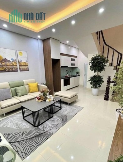 Hiếm Vip bán gấp 47M phố  Hoàng Ngân Nhà Đẹp – gần Ô TÔ chào năm tỷ 850