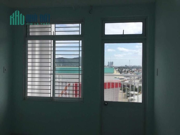 Bán căn hộ Chung cư CT1 Vĩnh Điềm Trung tầng 6, View Siêu Thị