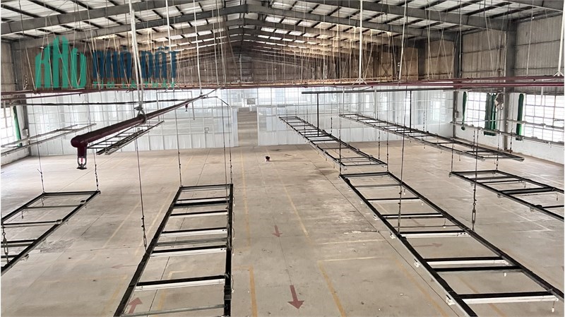Nhà Xưởng sản Xuất, Gia công May Mặc. cho thuê lẻ hoặc toàn bộ. Gần KCN Bầu Xéo, đường cont