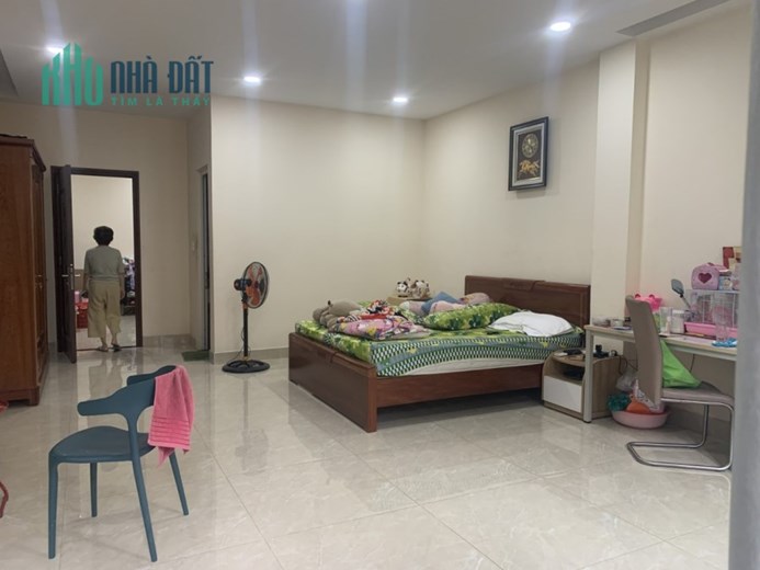 Ngộp Bán Nhà Phan Anh - HXH - 5 x19m - 3 tầng Đẹp