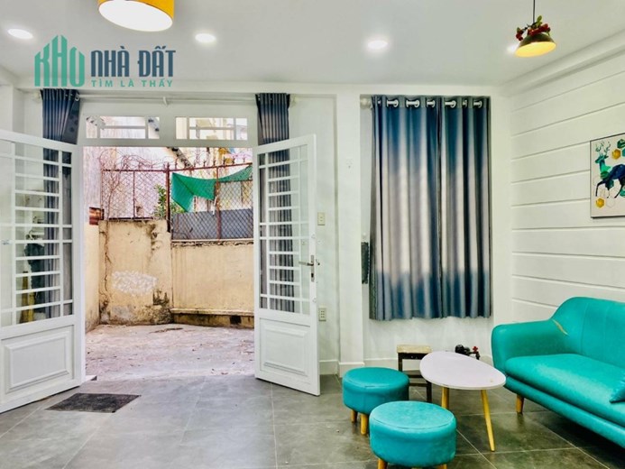 Bán nhà đường Nơ Trang Long quận Bình Thạnh diện tích 40 m2 có nở hậu.