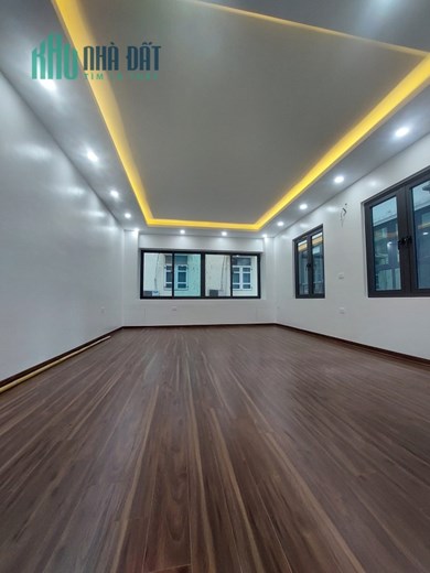 55m 6 Tầng Trung Tâm Quận Đống Đa. Mặt Tiền Rộng Kinh Doanh Siêu Đỉnh. Chủ Muốn Bán Nhanh.