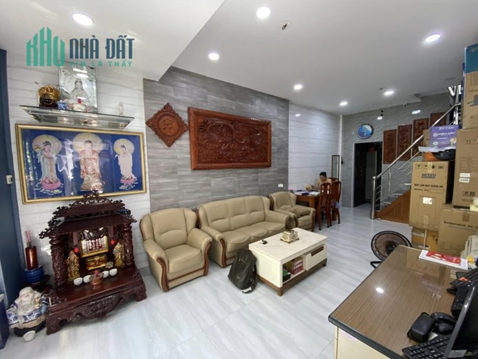 Căn hộ trung Tâm Q.Tân Bình 32m2 2pn 2wc chỉ 2.7ty TL
