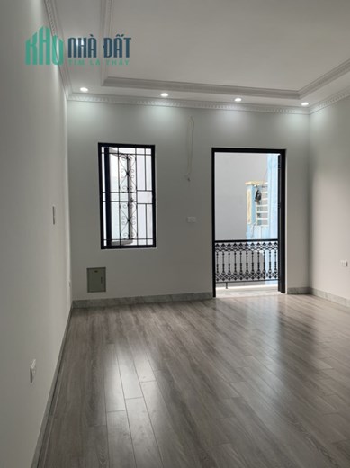 Giả cực Sốc! Chỉ 80tr/m2 có nhà 5T mới koong, phố Vũ Xuân Thiều, 52m2, MT 4.2m, nhỉnh 4 tỷ