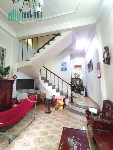 Bán nhà Hẻm xe hơi 6m đường Trần Phú, phường 7, Quận 5, DT: 4x10m, 4 tầng 4PN, 9.5 tỷ