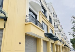 Thuê Shophouse Vinhomes mặt đường 20m2, sàn 96m2, 2 tầng, giá chỉ 7 triệu