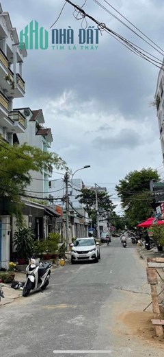 hiếm rất hiếm. đất, MT Tân Quy, TT Quận 7, 5x20m, lộ trước nhà 8m, thêm vỉa hè, 11 tỷ