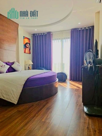 KHÁCH SẠN VÍP - DÒNG TIỀN ỔN ĐỊNH - 7 TẦNG THANG MÁY 24 PHÒNG KHÉP KÍN - NỘI THẤT XỊN SÒ - TẶNG