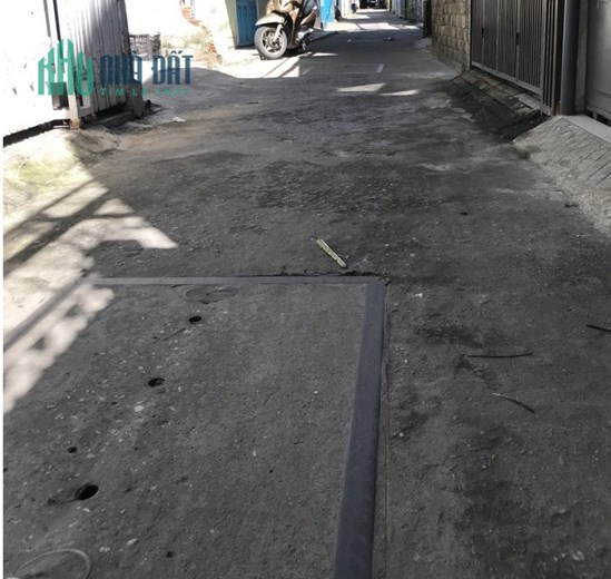 Nhà Hoàng Diệu, kiệt rộng thẳng, 50m2, 3 tầng, 2.x tỷ