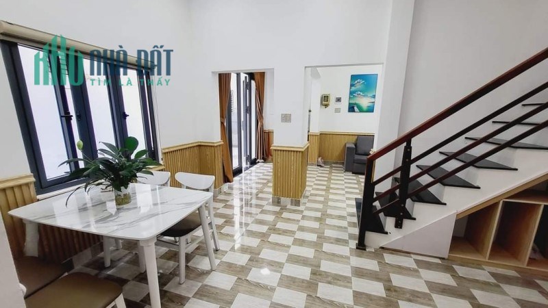 Nhà Lê Đình Lý Thông Trưng Nữ Vương, 46m2, 2 tầng, ngang 8, 2.x tỷ