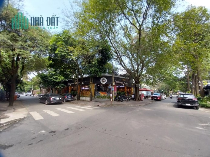 BÁN BIỆT THỰ MẶT TIỀN Einstein, LÀNG ĐẠI HỌC THỦ ĐỨC, 1615m2, Ngang 32m, nhỉnh 100 tỷ