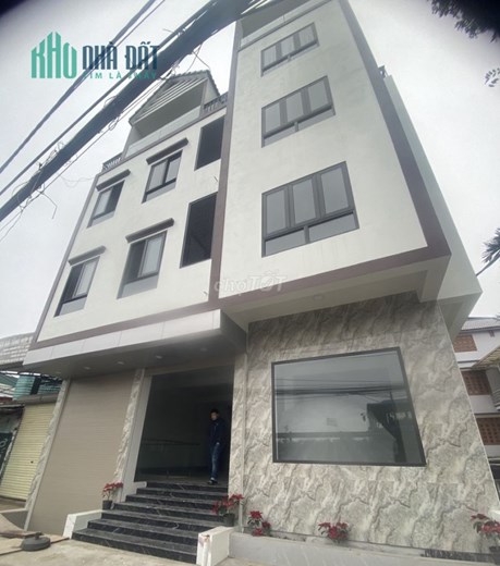 Cần cho thuê Tầng 1, mặt đường An Dương Vương, Tây Hồ, Hà Nội