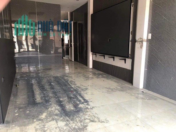 CHÍNH CHỦ CẦN BÁN NHÀ TẠI 156 , PHAN ĐĂNG LƯU , TP HUẾ