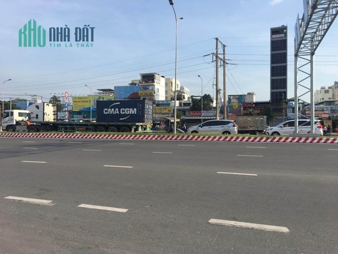 Bán Nhà C4 Mặt Tiền Nguyễn Văn Linh - Trung Tâm Quận 7 Khu Chế Xuất Tân Thuận