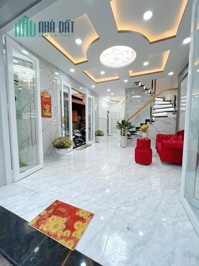 Căn góc 2 mặt hẻm Ô tô đường Âu Dương Lân P3Q8. Giá 5,88 tỷ TL