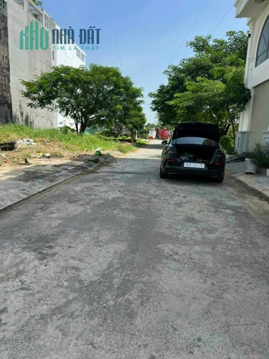 CHÍNH CHỦ BÁN GẤP LÔ ĐẤT THỔ CƯ ĐƯỜNG HOÀNG QUỐC VIỆT QUẬN 7 - 62M - GIÁ CHỈ 6,6 TỶ