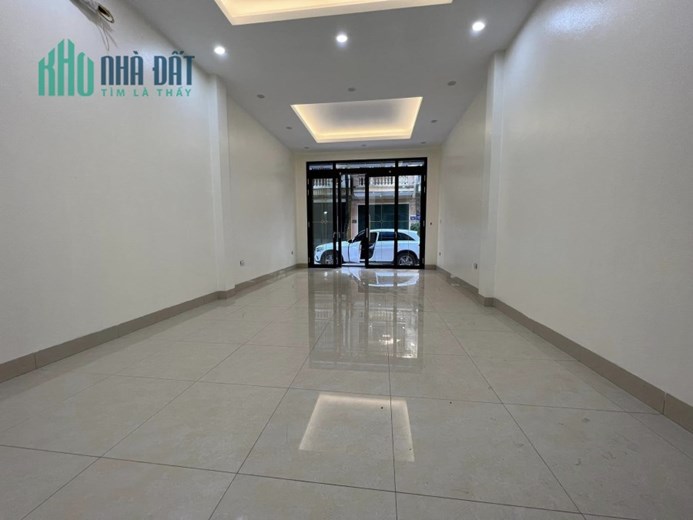 Bán nhà 68m2 Ngõ 210 Nghi Tàm, Tây Hồ Thang máy Gara Ô tô Kinh doanh 13 Tỷ