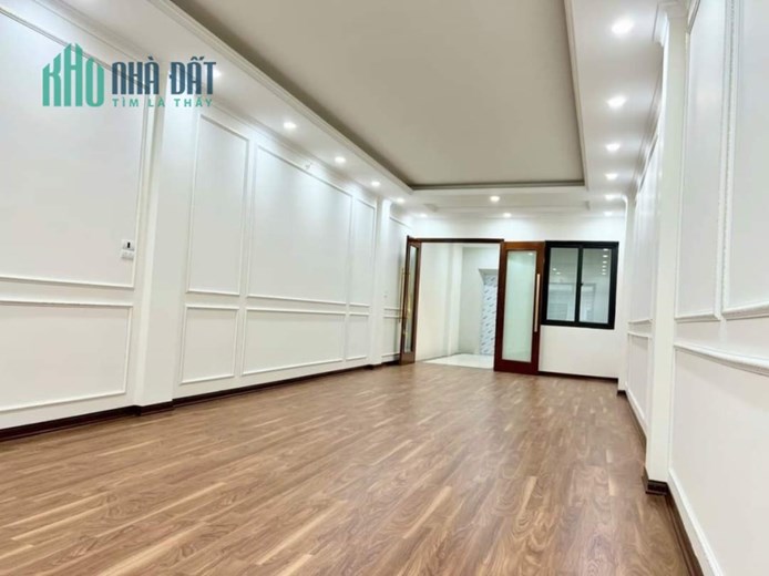 Bán nhà 65m2 phố Nghi Tàm, Tây Hồ Thang máy Gara Ô tô Kinh doanh 13.5 Tỷ