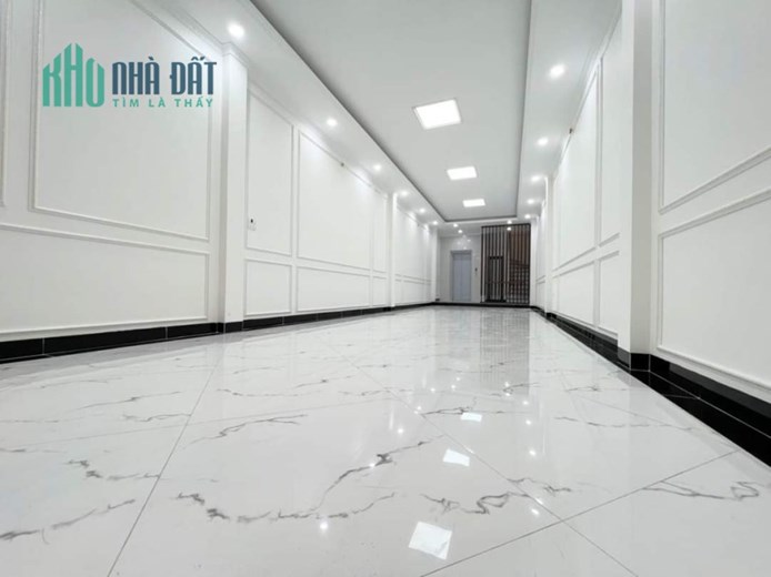 Bán nhà 46m2 6 ngủ phố Âu Cơ, Tây Hồ Gara Ô tô Thang máy 7.5 Tỷ