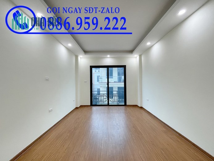 Bán nhà Tây Mỗ mặt ngõ, cách đường ô tô dừng đỗ 15m, diện tích 42m x5T 6 PN