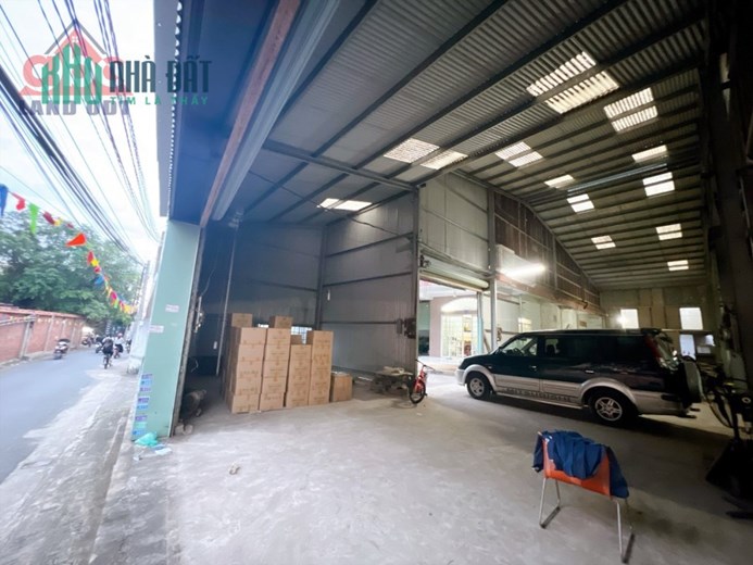 Cho thuê xưởng hơn phường Hố Nai 300m2, gần GX Lộc Lâm 8tr/tháng