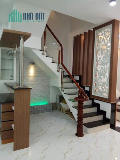 HXH ĐƯỜNG LẠC LONG QUÂN - 3 TẦNG ĐÚC BTCT - 3PN - CHỈ 6 TỶ NHỈNH.