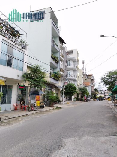 GỌI ĐT: 0902763883 CHO VINH LÀ CÓ NHÀ, THÍCH LÀ CHỐT
CHỦ GẤP BÁN NHÀ MẶT TIỀN ĐỂ ĐI ĐỊNH CƯ NƯỚC