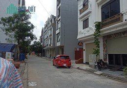 Bán đất lô số 38 Tái Định Cư Cây Đa, diện tích 67.5m, giá 70 tr/m cực đẹp