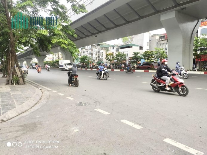 Bán đất Đại La, 3 mặt ngõ, 54m x MẶT TIỀN 4.8m, 5.7 Tỷ, Ô TÔ ĐỖ CỔNG