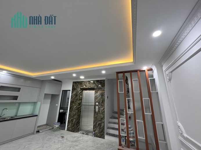 Bán nhà Thạch Bàn cực đẹp, ô tô, TM, 60 m2, 6T, giá chỉ 7,7 tỷ.