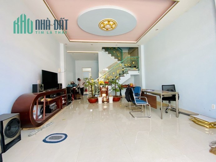 Bán Nhà  Nguyễn Văn Quá Quận 12 75m2 Ngang Hơn 5m Chỉ 4 tỷ 6.....