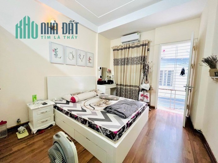 NHÀ ĐẸP 4 TẦNG BÙI XƯƠNG TRẠCH, NGÕ TO THOÁNG, DT 46M GIÁ 4.85 TỶ.