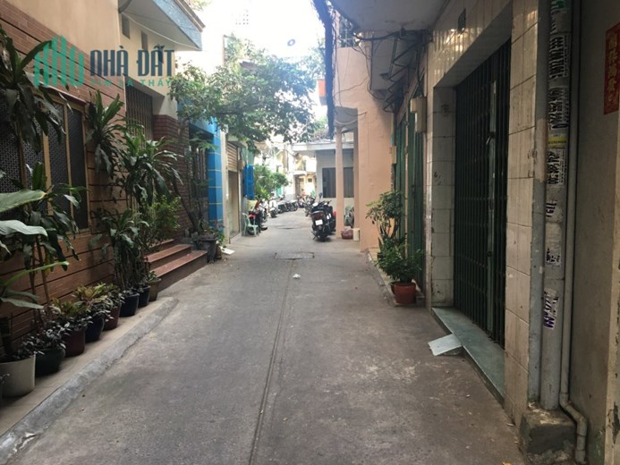 Nhà Hẻm 3Gác- Cách MT Chỉ 39m,Ngô Gia Tự+Trần Nhân Tôn, 42m2-2Tầng-Chỉ 3TỶ