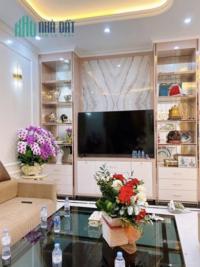 Chủ cực mót. Láng Hạ 2 thoáng, ngõ nông, oto gần, 62mx5T, chỉ 5.2 tỷ