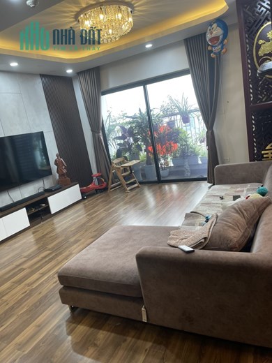 BÁN CĂN HỘ 4PN RỘNG GIÁ RẺ BẤT NGỜ 1 CĂN DUY NHẤT nhinh 5 ty 147M2
 CHUNG CU GOLDMARK CITY, 136 HO