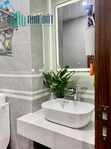 SIÊU GIẺ ĐẸP VÕNG THỊ- TÂY HỒ 100M RA HỒ TÂY LỘNG GIÓ, 5M RA Ô TÔ DỪNG ĐỖ TRÁNH NHAU 42M 4 TẦNG CHỈ