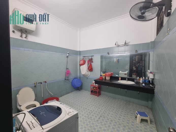 Bán nhà Mễ Trì 40m2 4 tầng ngõ thông oto giá nhỉnh 4 tỷ