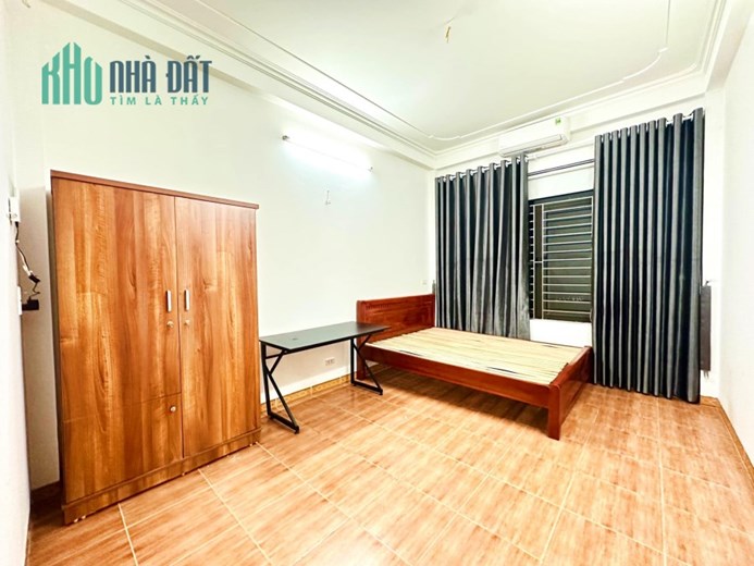 BÁN NHÀ MẶT PHỐ TRIỀU KHÚC  - DT 50M2. 4 TẦNG. MT 3.6. GIÁ 9.6 TỶ. - NHÀ MỚI ĐẸP - 2