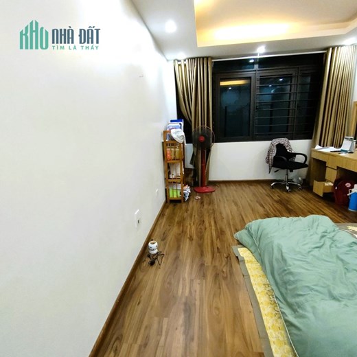 Bán nhà TRUNG KÍNH to, 38M, 5T, 2 THOÁNG, 6 TỶ 48, Ô tô 10m