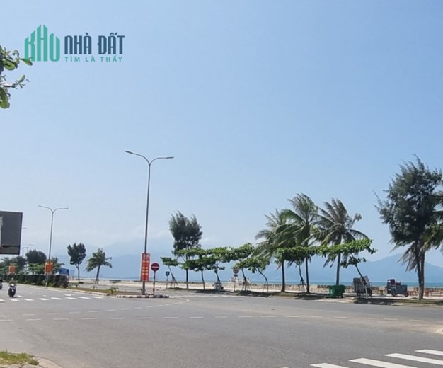 Nguyễn Tất Thành, Liên Chiểu, Đà Nẵng. Diện tích rộng lớn lên đến 375m2 và mặt tiền rộng 15m chỉ