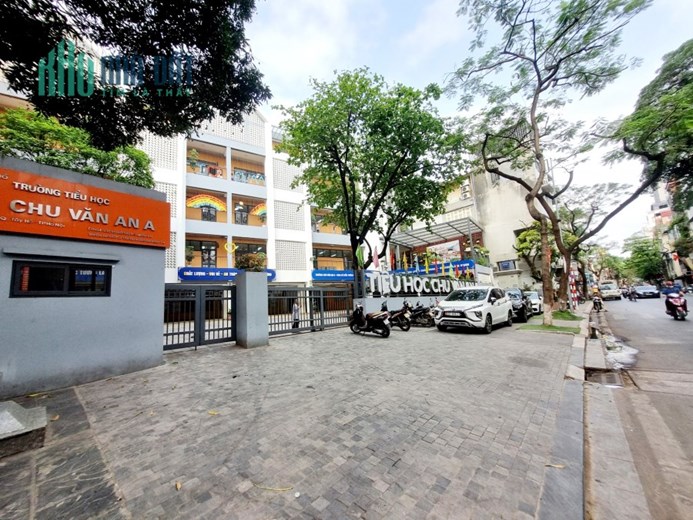 Bán gấp nhà Hồ Tây, ngõ phố Thụy Khuê - 40m2, 5 tầng, MT 5m – 0976357760