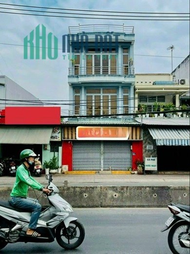 Bán nhà MT đường Huỳnh Tấn Phát, quận 7. DT 5.5x17.2m Giá 17.8  tỷ
