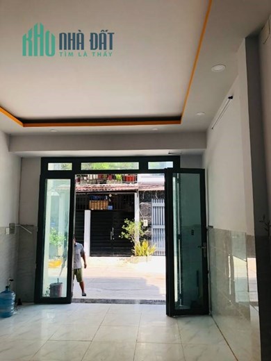 Chính Chủ Cần Cho Thuê 1 Nhà Nguyên Căn Và 1 Sân Liền Kề Tại Quận Bình Tân